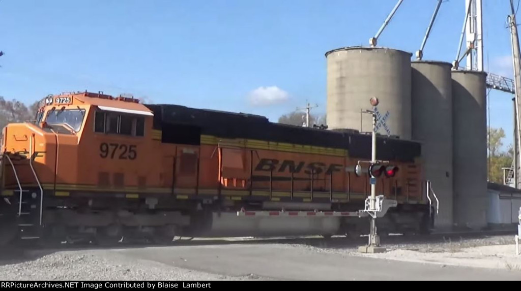 BNSF coal train DPU